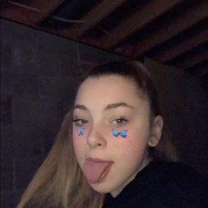 Meet your Posher, Brie